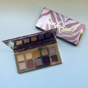 Violet Voss Pro Series Eye Shadow Palette